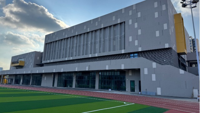 南京中視中科48班小學(xué)選用錦埴軟瓷做為外飾面材料